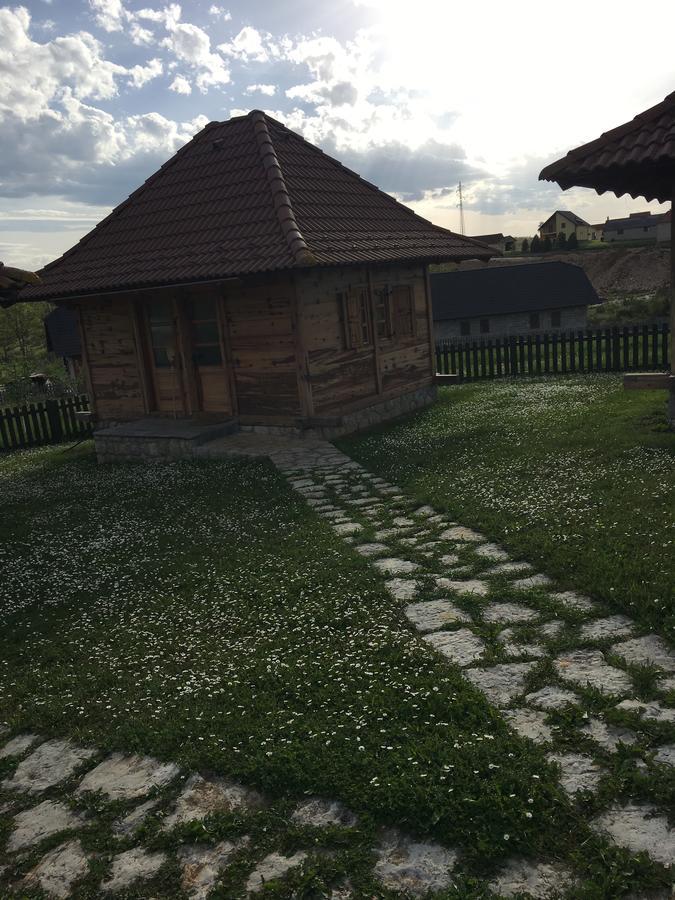 Villa Nacionalna Kuca Bajo Mackat Exterior foto